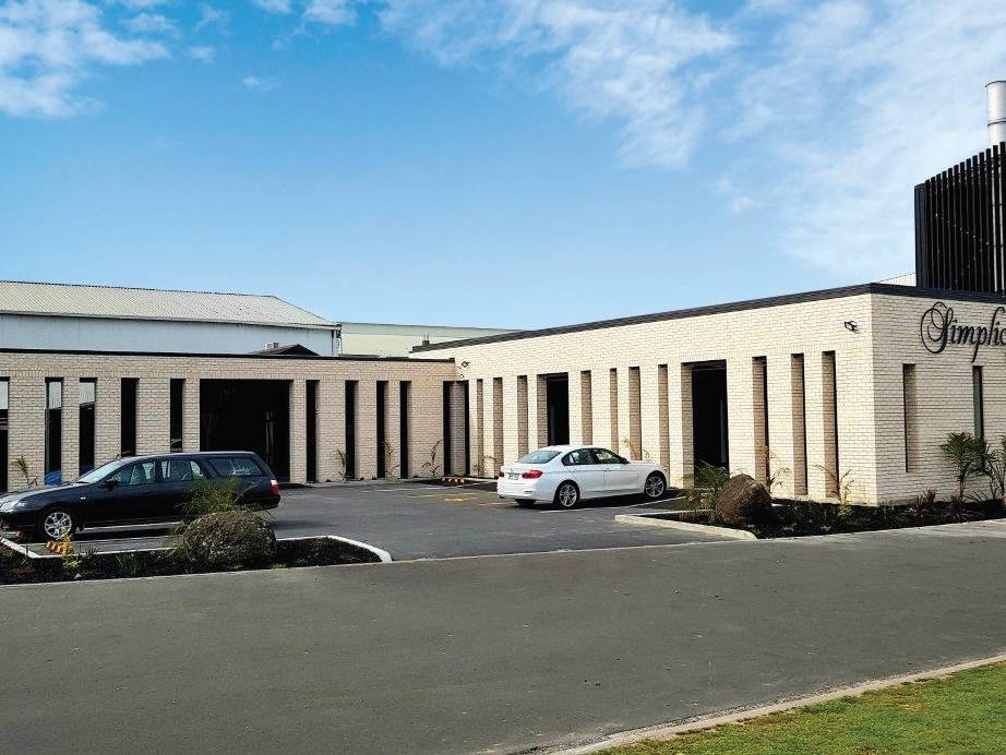 Simplicity Cremations commercial build Lobell