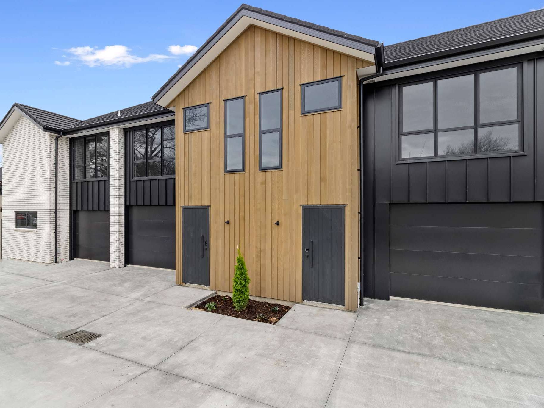 Victoria Street Apartments Lobell Residential